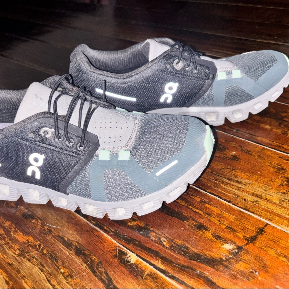 On Cloud Tennis Shoes - Women’s